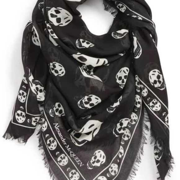 Alexander McQueen Skull Print Modal And Silk Scarf